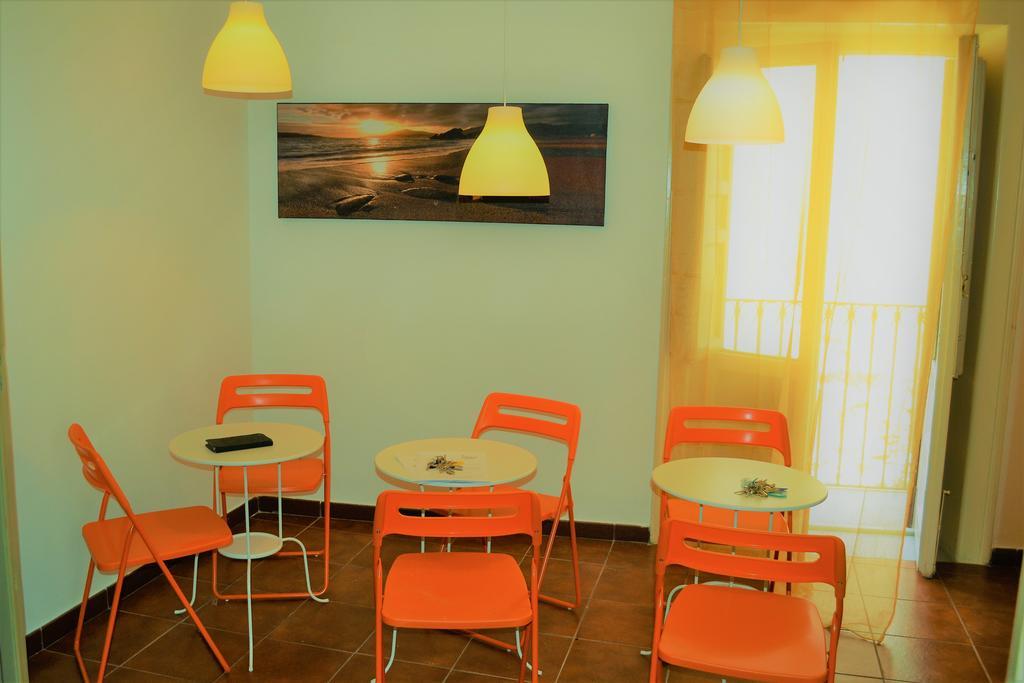 Le Sedie Volanti Hotel Palermo Esterno foto