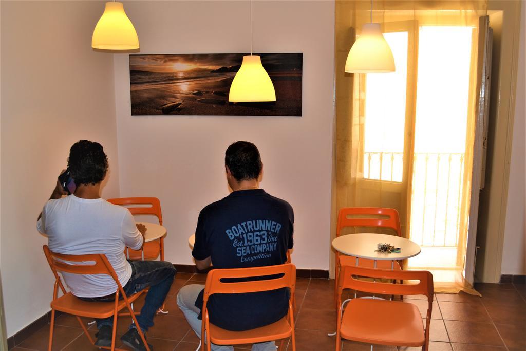 Le Sedie Volanti Hotel Palermo Esterno foto