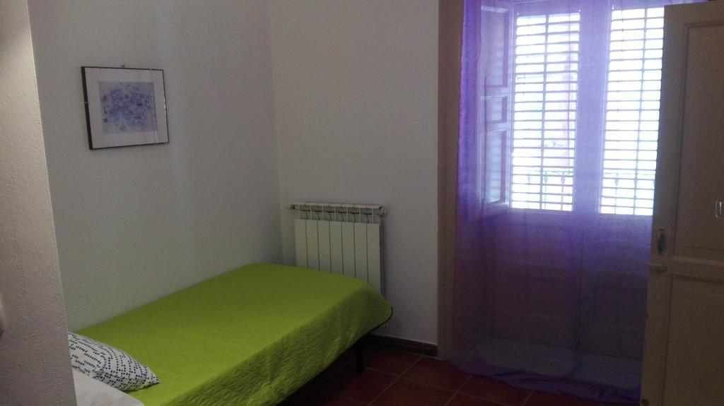 Le Sedie Volanti Hotel Palermo Esterno foto