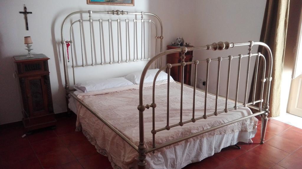 Le Sedie Volanti Hotel Palermo Esterno foto