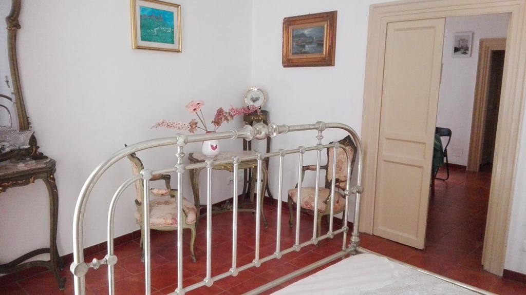Le Sedie Volanti Hotel Palermo Esterno foto